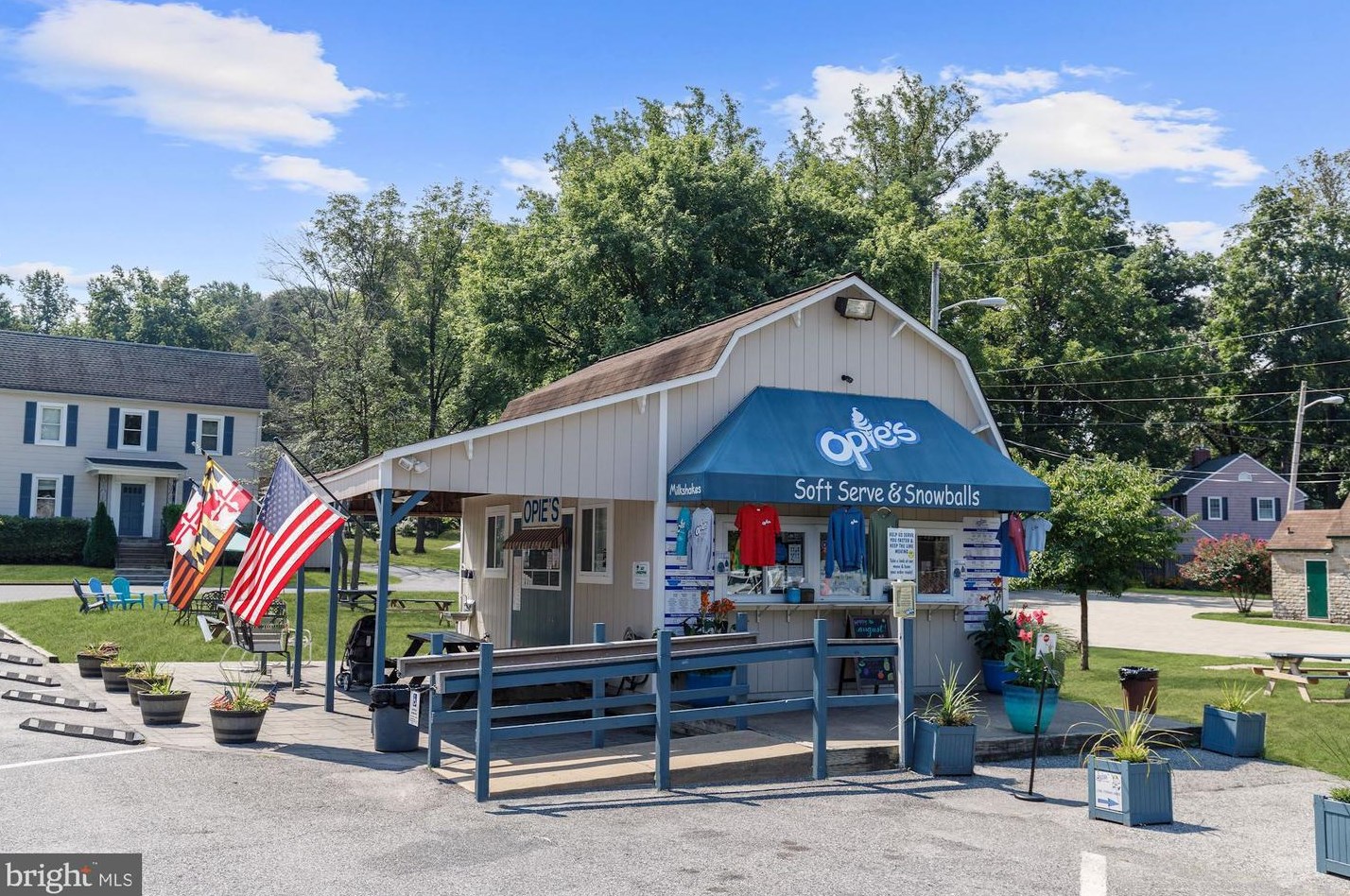 2215 Old Frederick Rd, Baltimore MD  21228-4811 exterior