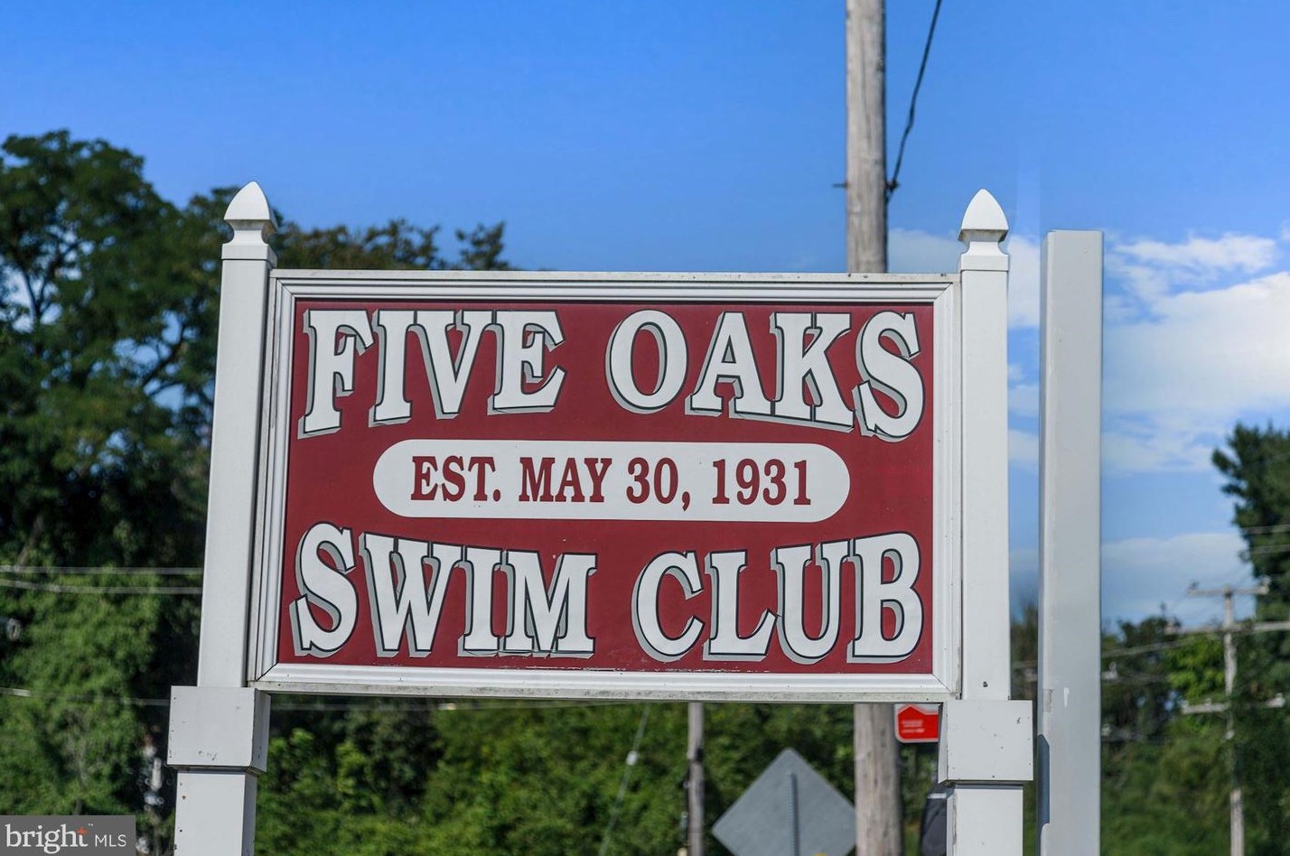 2215 Old Frederick Rd, Baltimore MD  21228-4811 exterior