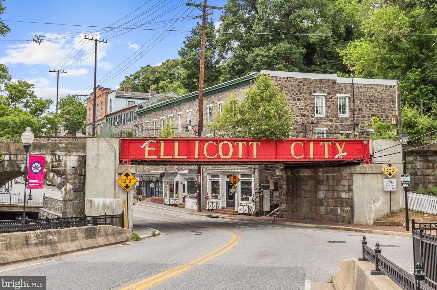 2215 Old Frederick Rd, Baltimore MD  21228-4811 exterior