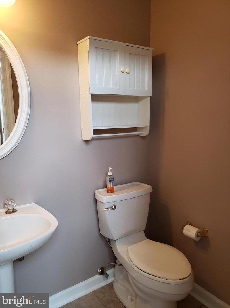 8208 Berryfield Dr, Baltimore MD  21236-5503 exterior