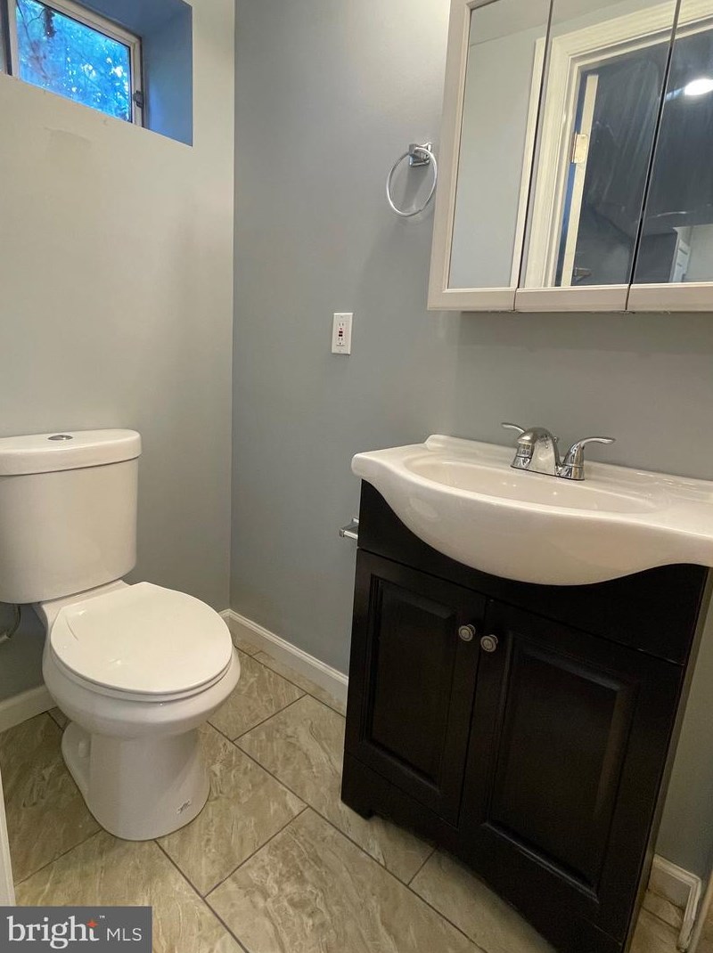 6119 Mt Rdg Rd, Baltimore MD 21228-2240 exterior