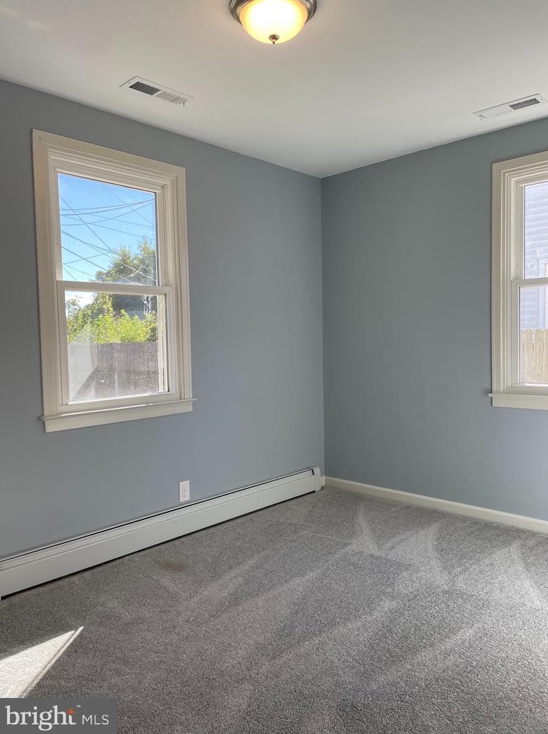 3443 Loganview Dr, Baltimore MD  21222-5950 exterior