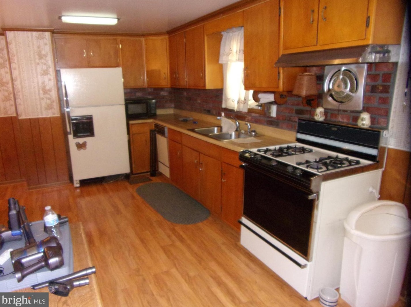 1777 Brookview Rd, Baltimore MD  21222-1208 exterior