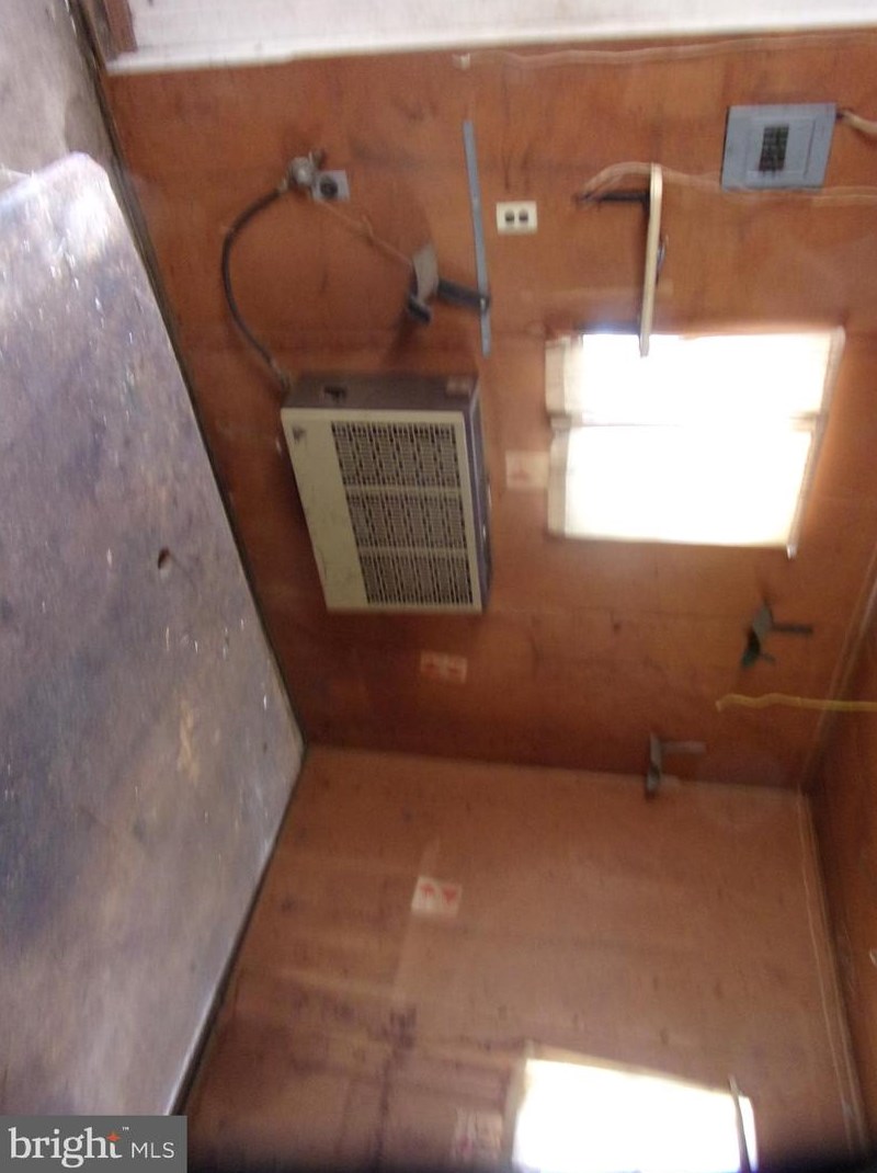 1777 Brookview Rd, Baltimore MD  21222-1208 exterior