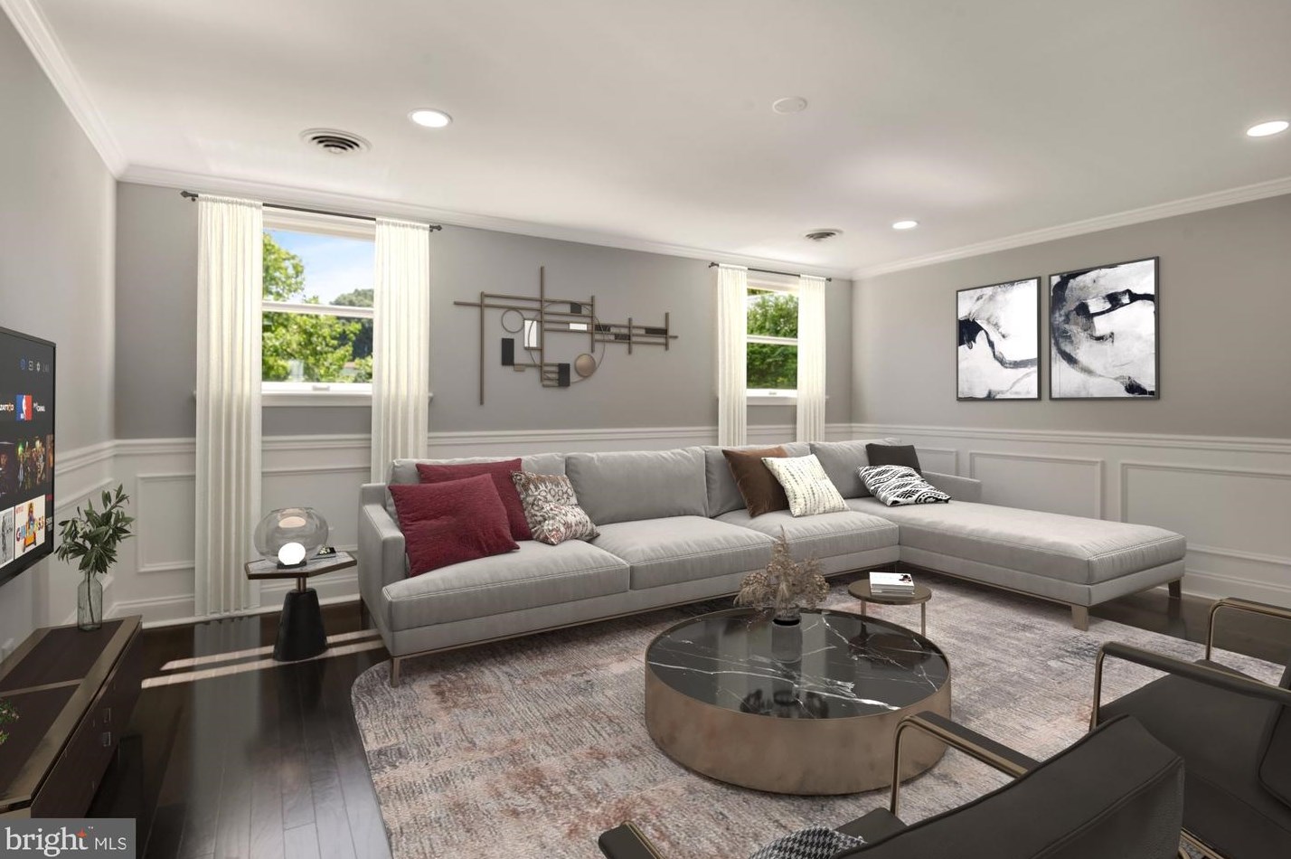 5820 Heron Dr, Baltimore MD  21227-4317 exterior