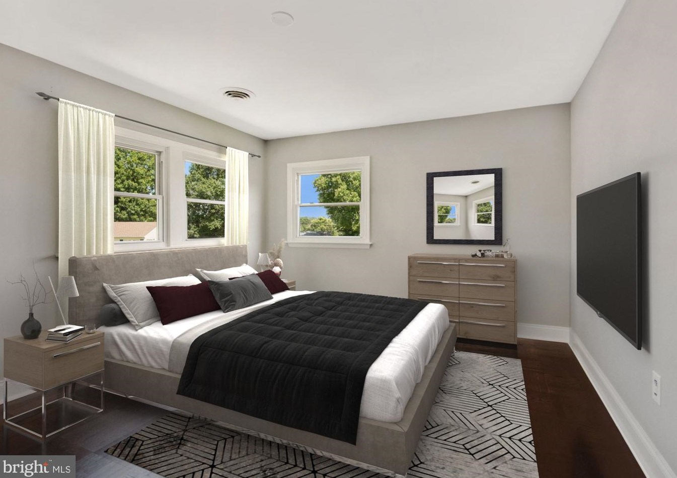 5820 Heron Dr, Baltimore MD  21227-4317 exterior