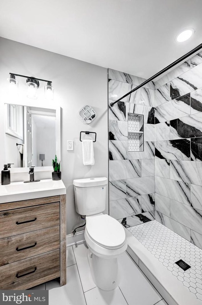 3303 Ben Vly Rd, Baltimore MD 21244-2208 exterior