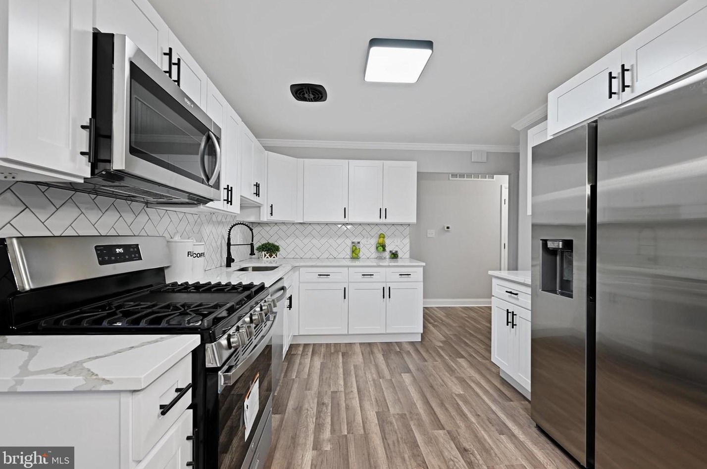 3303 Ben Vly Rd, Baltimore MD 21244-2208 exterior