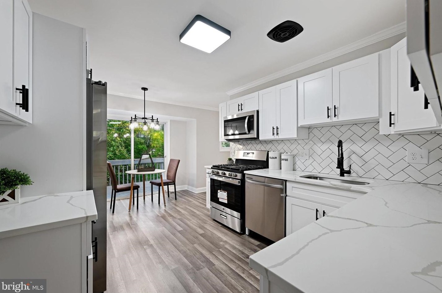 3303 Ben Vly Rd, Baltimore MD 21244-2208 exterior