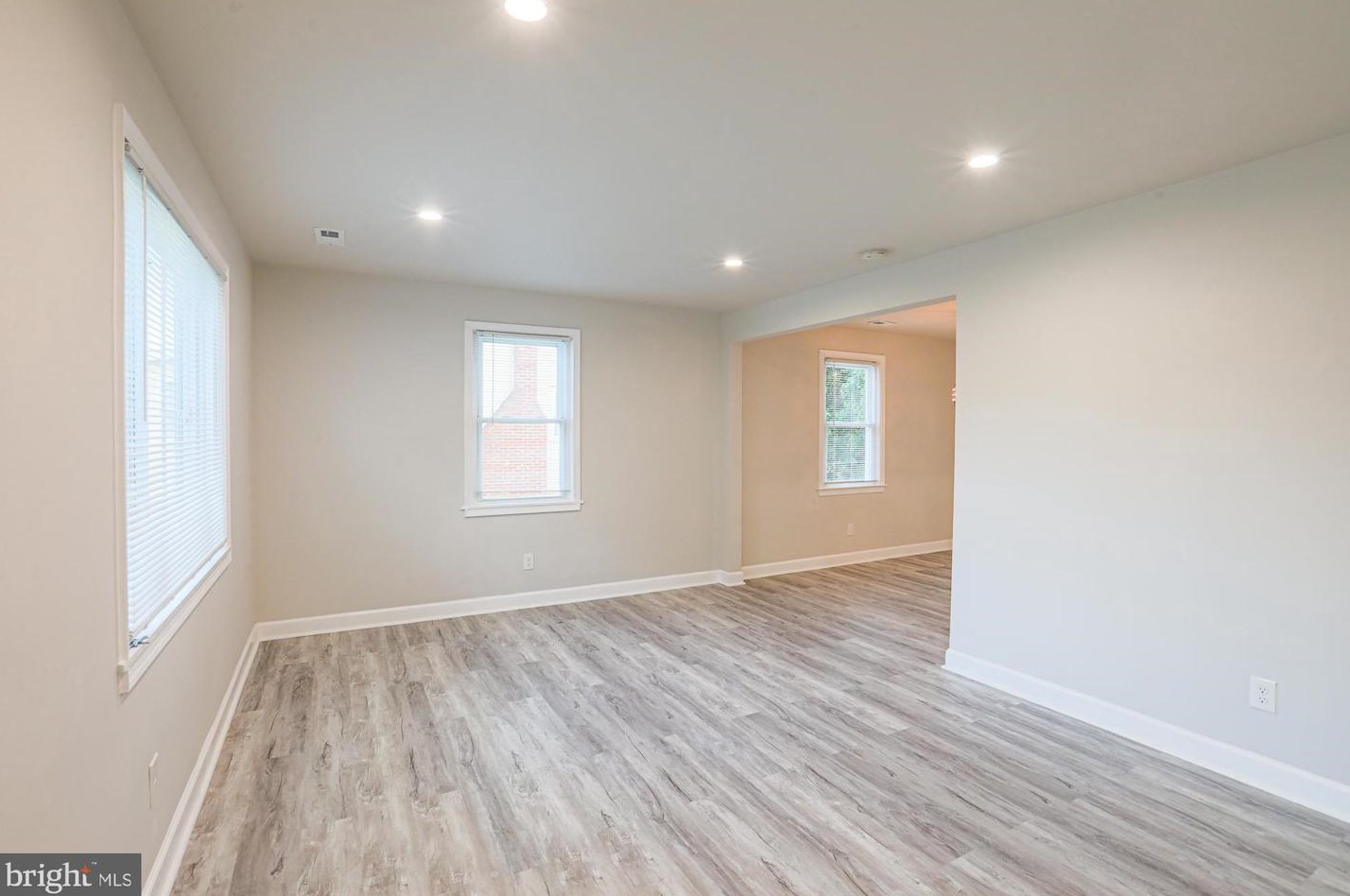5929 Montgomery St, Baltimore MD  21207-4840 exterior