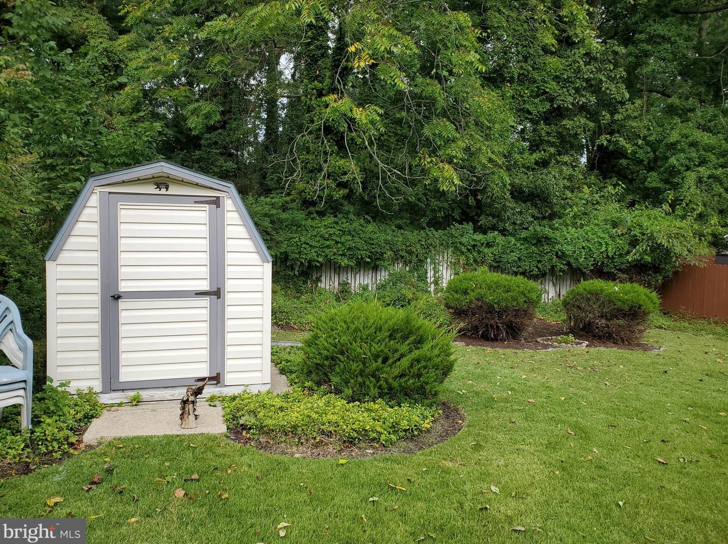 8020 Dalesford Rd, Baltimore MD  21234-5221 exterior