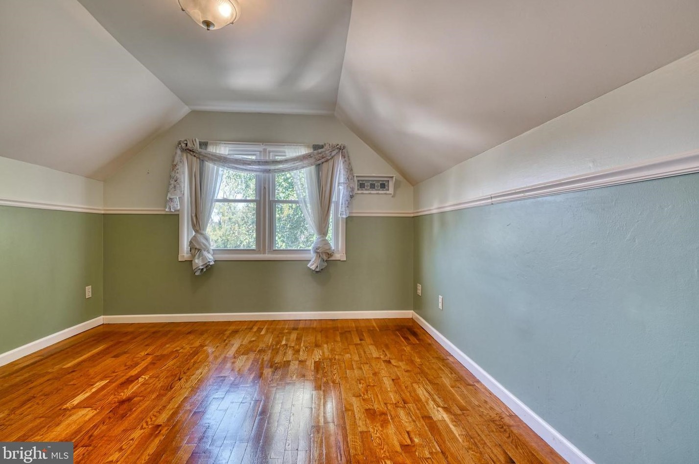 823 Templecliff Rd, Baltimore MD  21208-4629 exterior