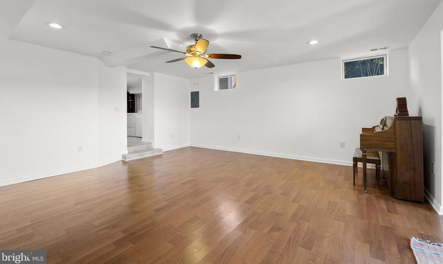 407 Alabama Rd, Baltimore MD  exterior