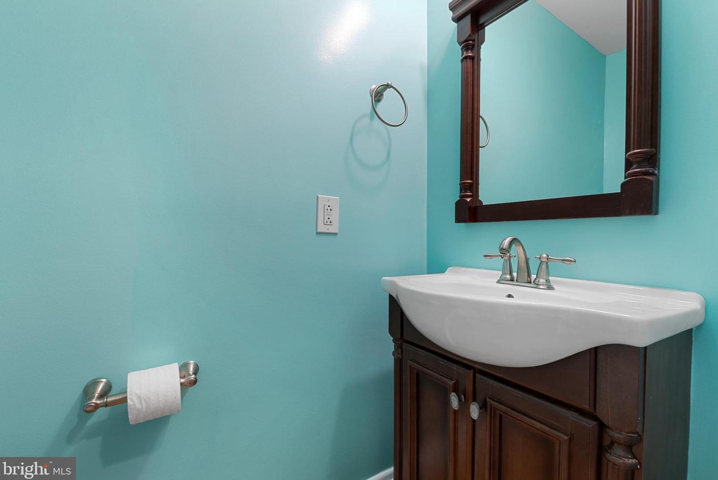 407 Alabama Rd, Baltimore MD  exterior