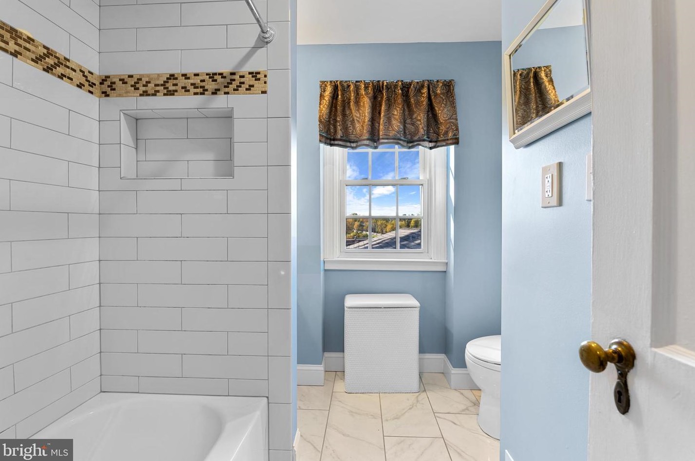 407 Alabama Rd, Baltimore MD  exterior