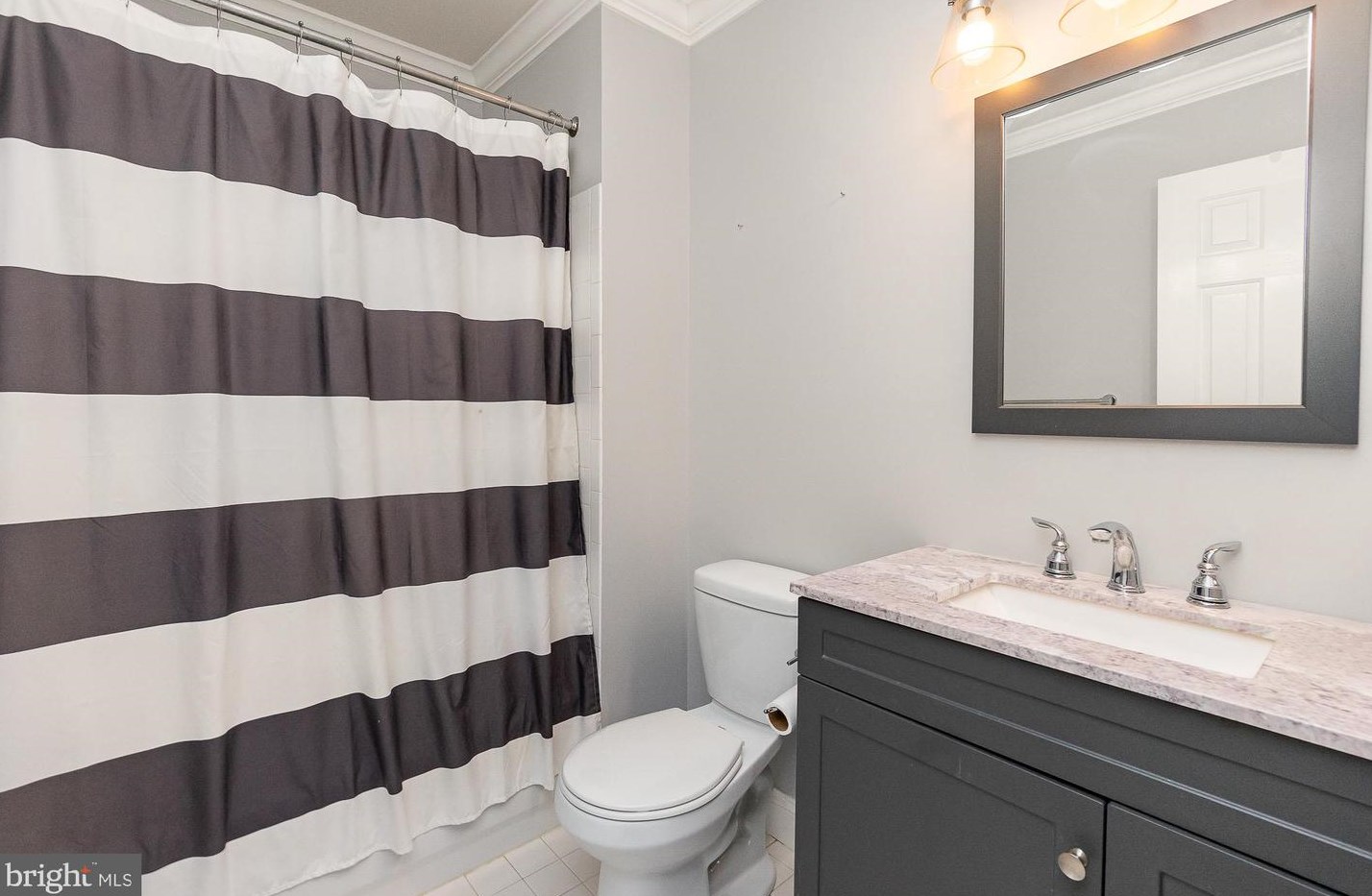 8216 Selwin Ct, Baltimore MD 21237-3363 exterior