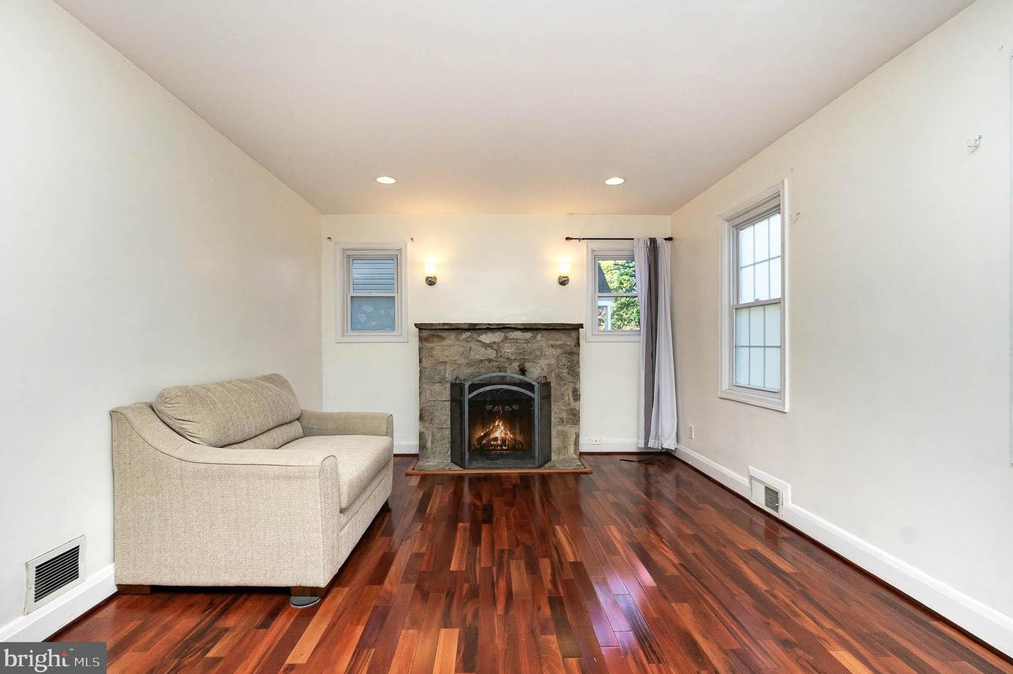 3621 Forest Hill Rd, Baltimore MD  21207-6344 exterior