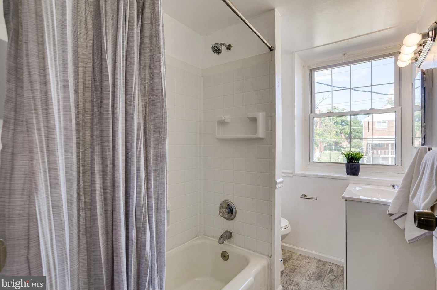 1320 Mantle St, Baltimore MD  21234-6015 exterior