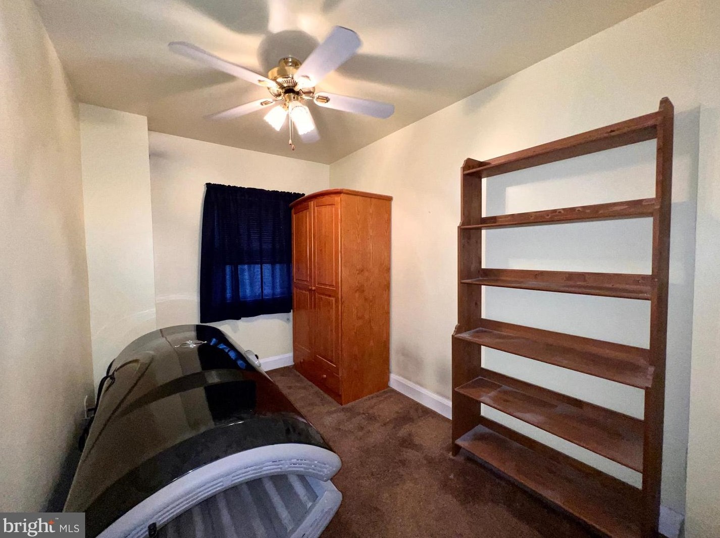 6821 Youngstown Ave, Baltimore MD  21222-1113 exterior