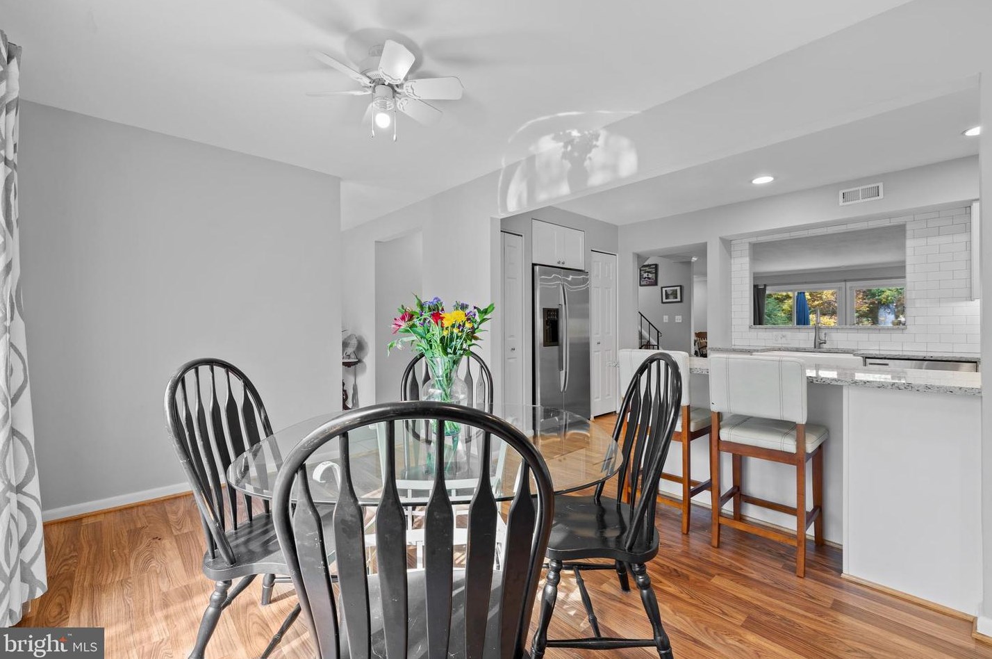 6112 Buckingham Mnr Dr, Baltimore MD exterior