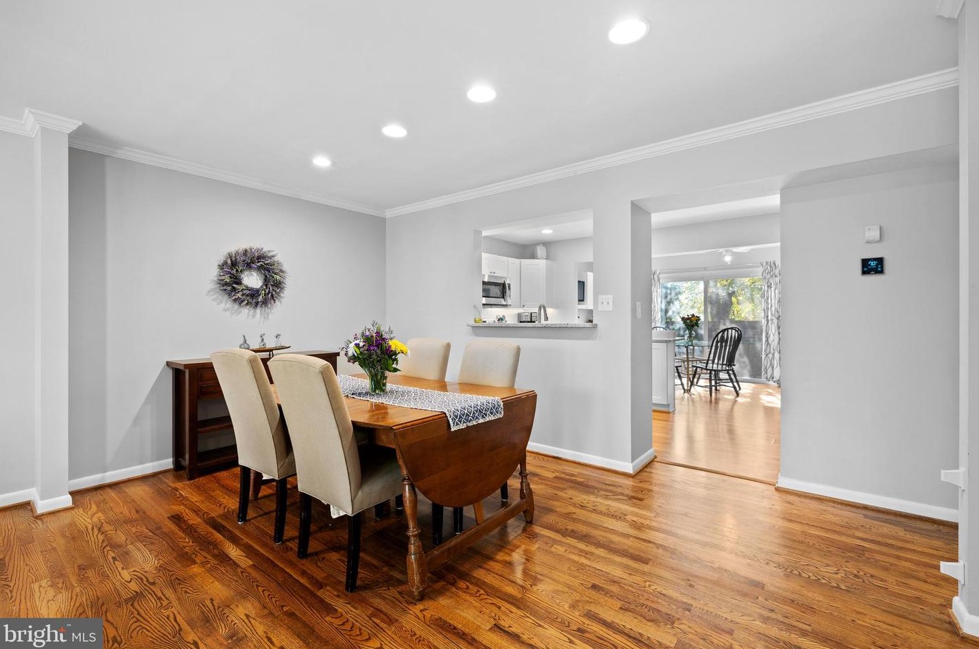 6112 Buckingham Mnr Dr, Baltimore MD exterior