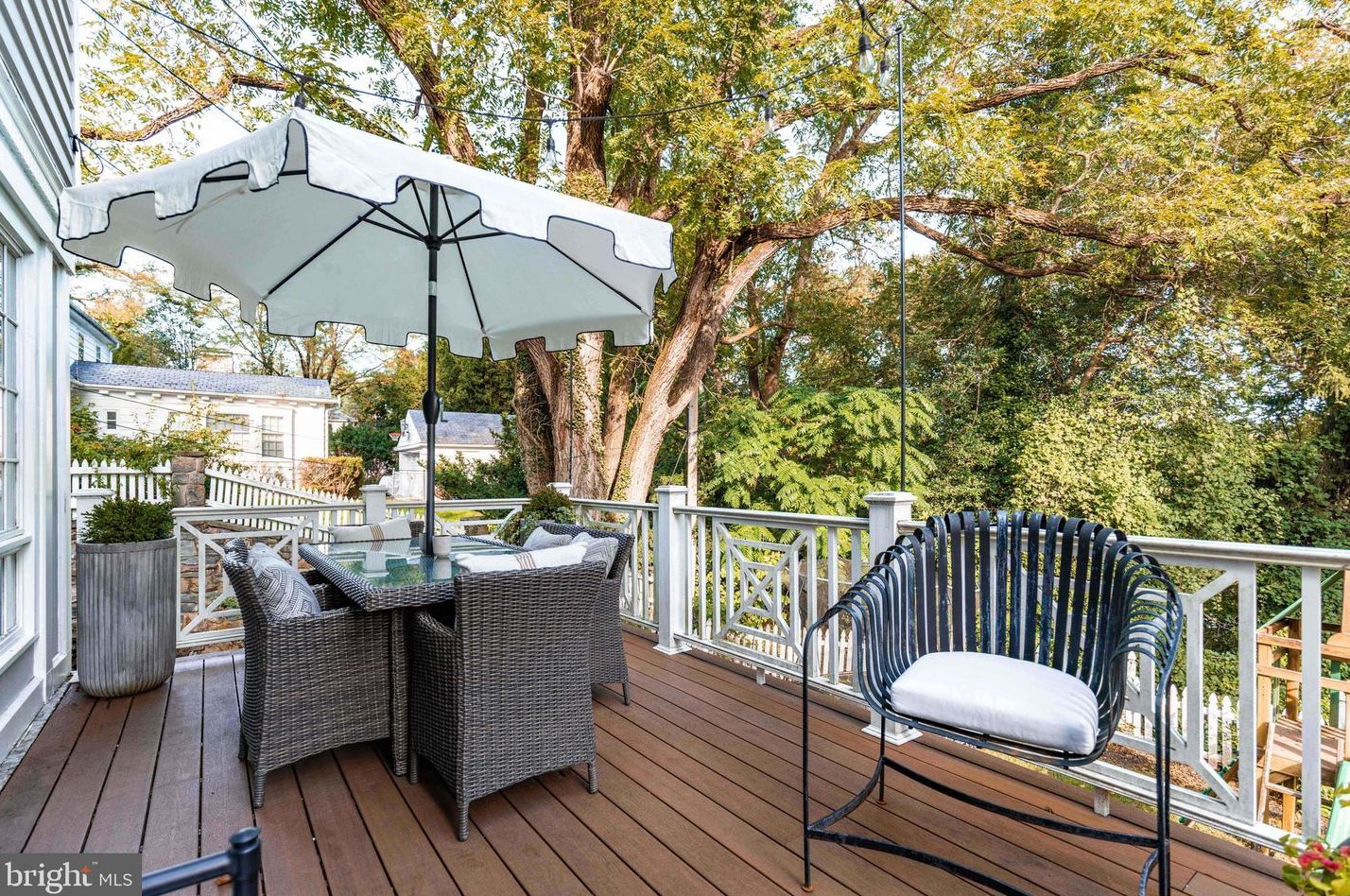 6421 Murray Hl Rd, Baltimore MD 21212-1028 exterior