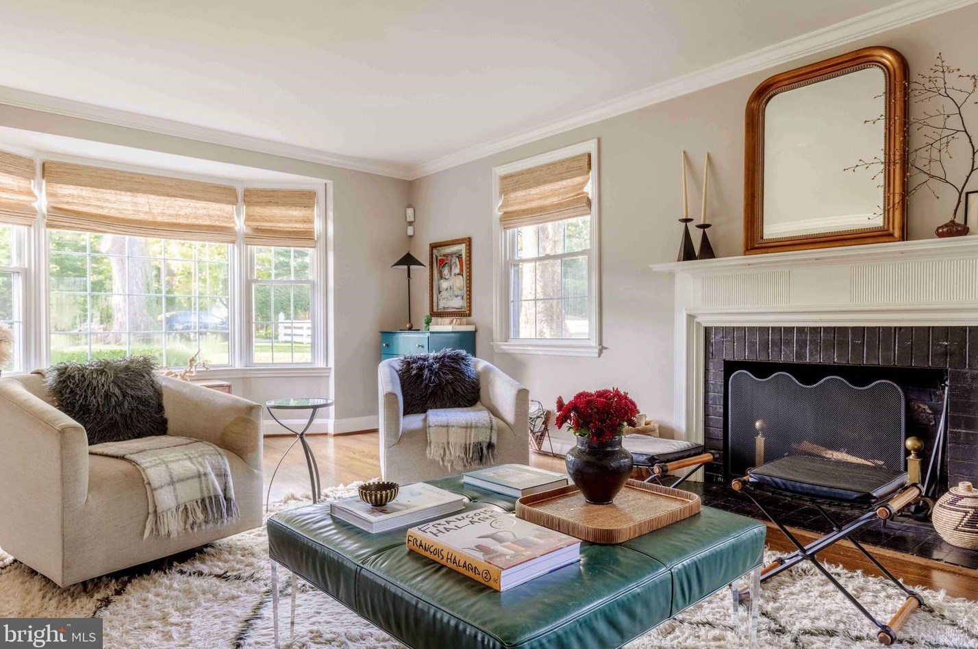 6421 Murray Hl Rd, Baltimore MD 21212-1028 exterior