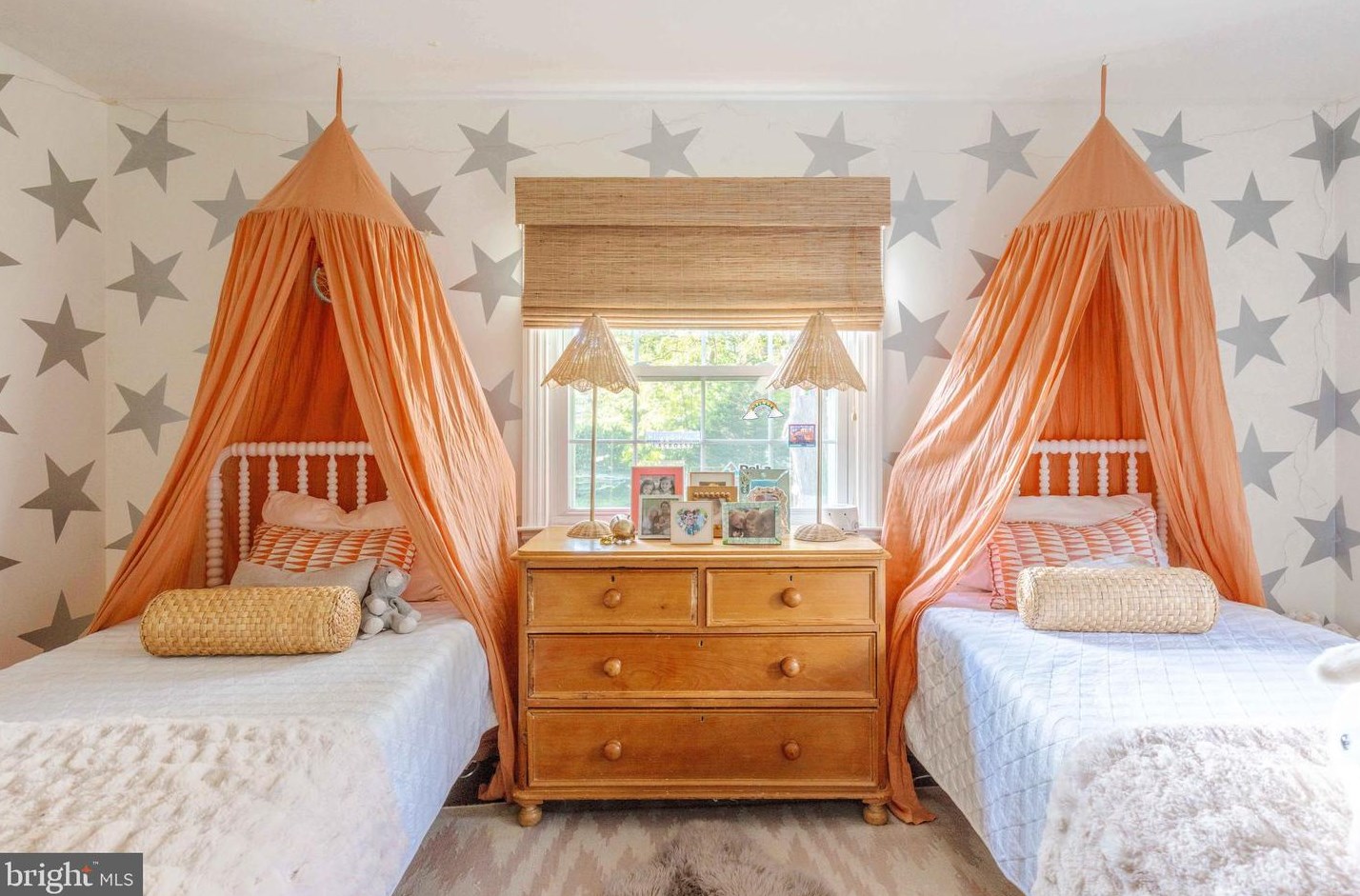 6421 Murray Hl Rd, Baltimore MD 21212-1028 exterior