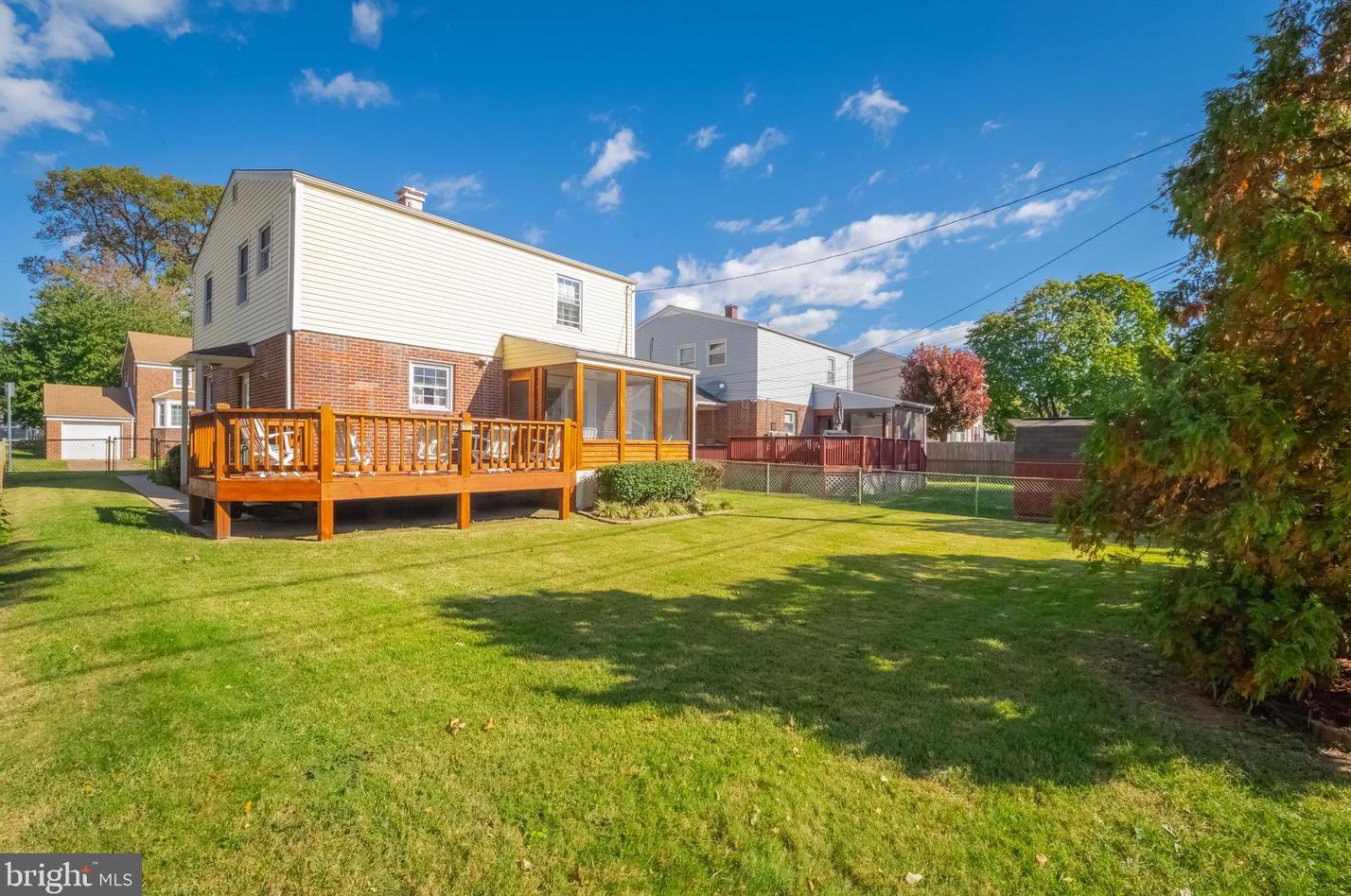 7027 Dunhill Rd, Baltimore MD 21222-5917 exterior