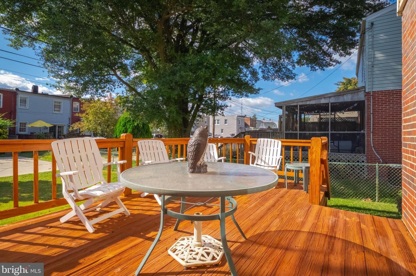 7027 Dunhill Rd, Baltimore MD 21222-5917 exterior