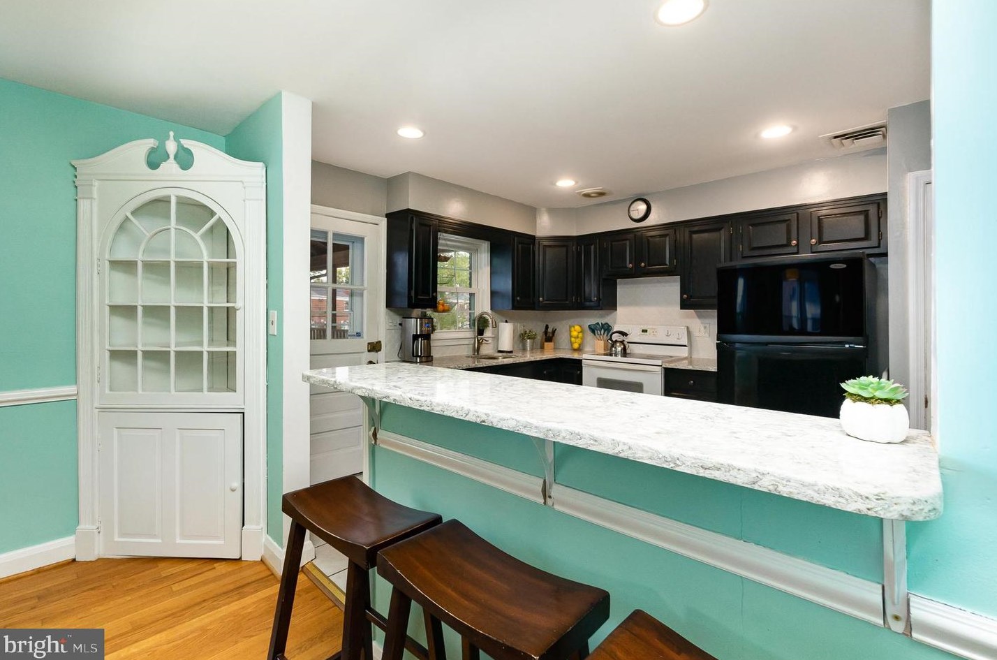 1837 Edgewood Rd, Baltimore MD  21286-5208 exterior