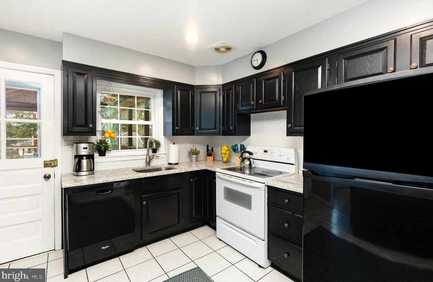 1837 Edgewood Rd, Baltimore MD  21286-5208 exterior