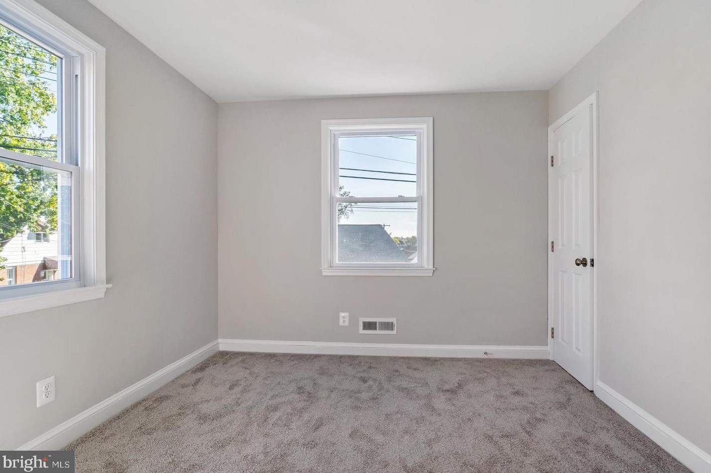 6503 Hazelwood Ct, Baltimore MD  21237-1907 exterior