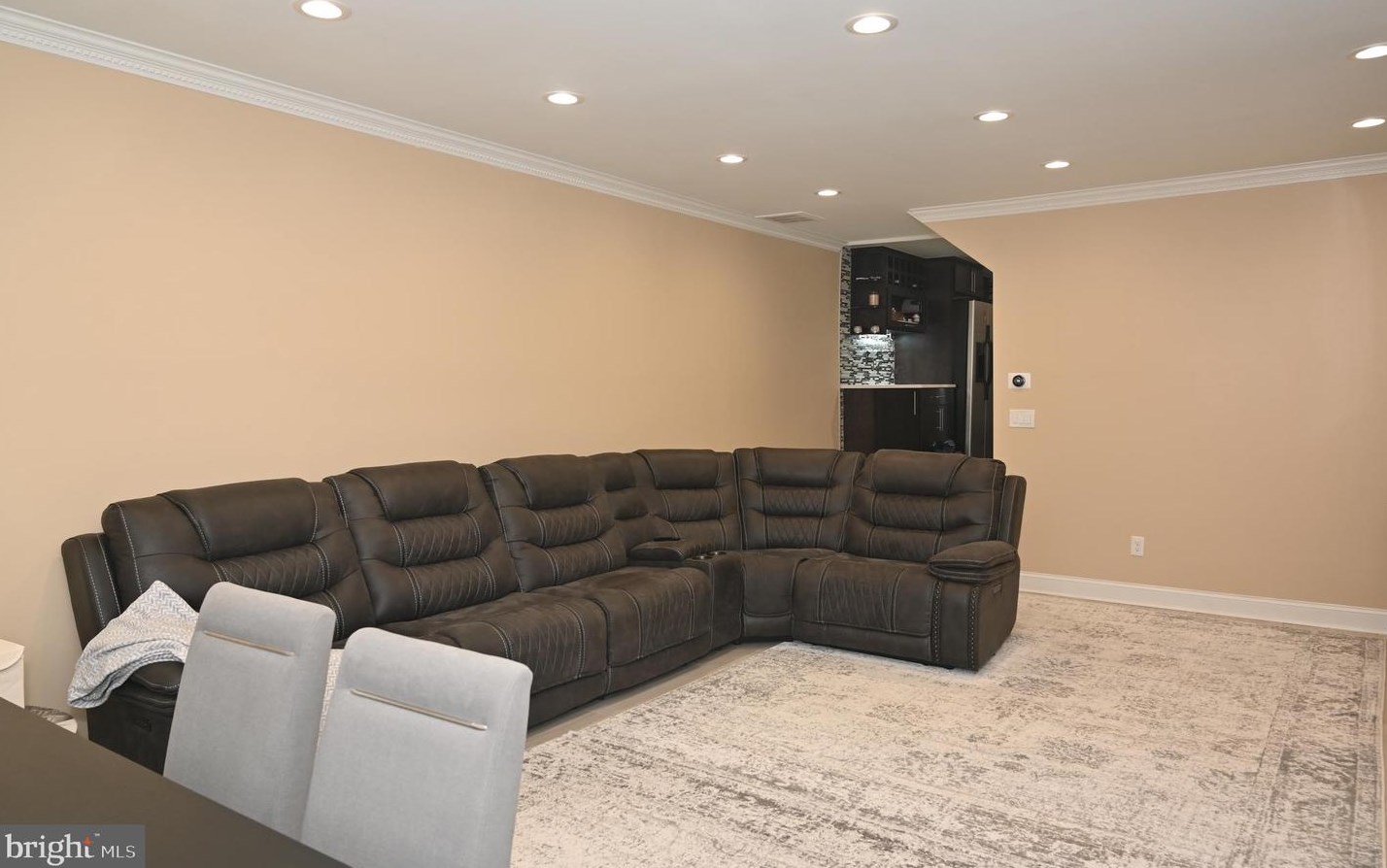 7014 Dunbar Ave, Baltimore MD  21222 exterior