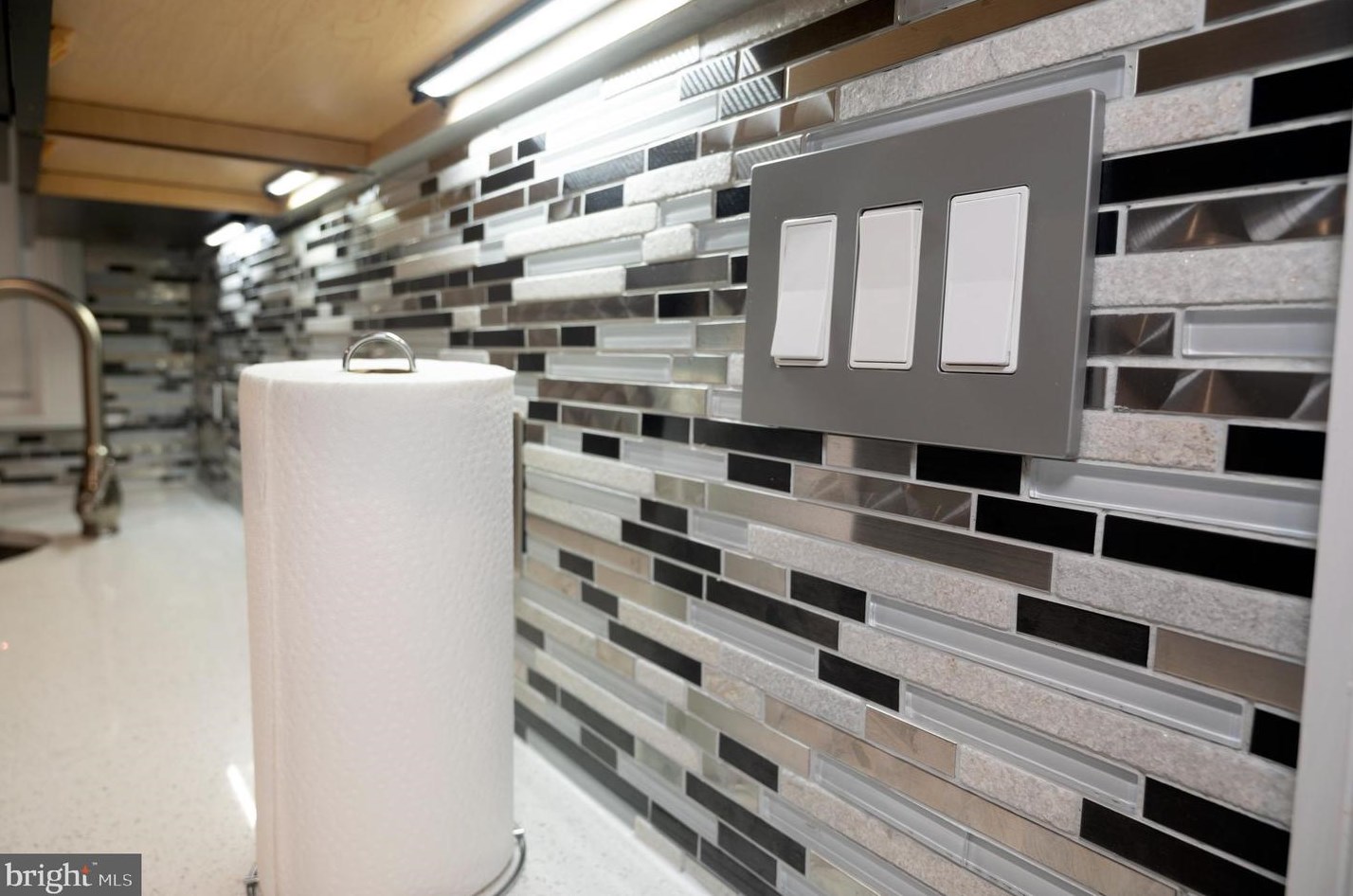 7014 Dunbar Ave, Baltimore MD  21222 exterior