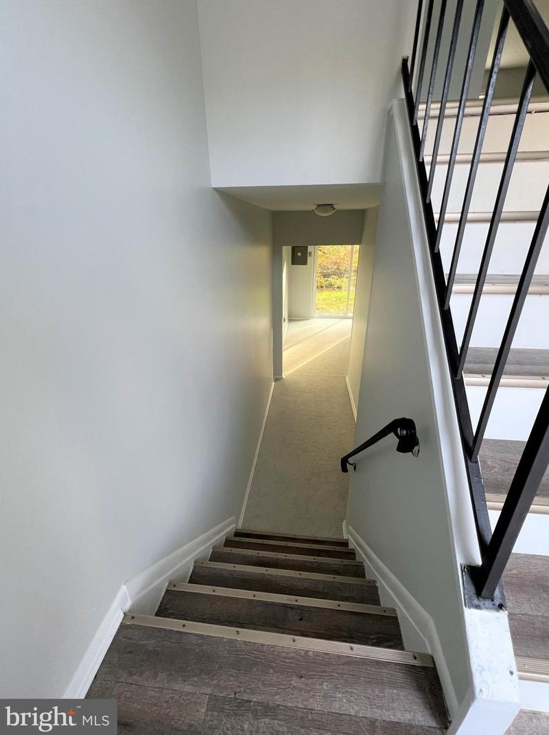 19 Middleview Ct, Baltimore MD  21244-2621 exterior