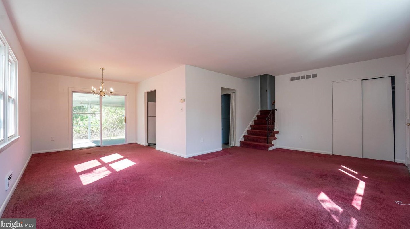 6008 Black Friars Cir, Baltimore MD 21228-2706 exterior