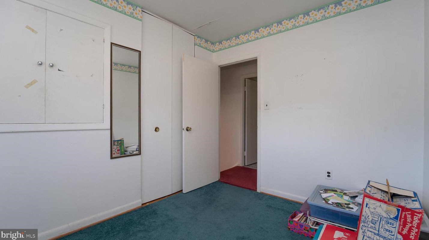 6008 Black Friars Cir, Baltimore MD 21228-2706 exterior