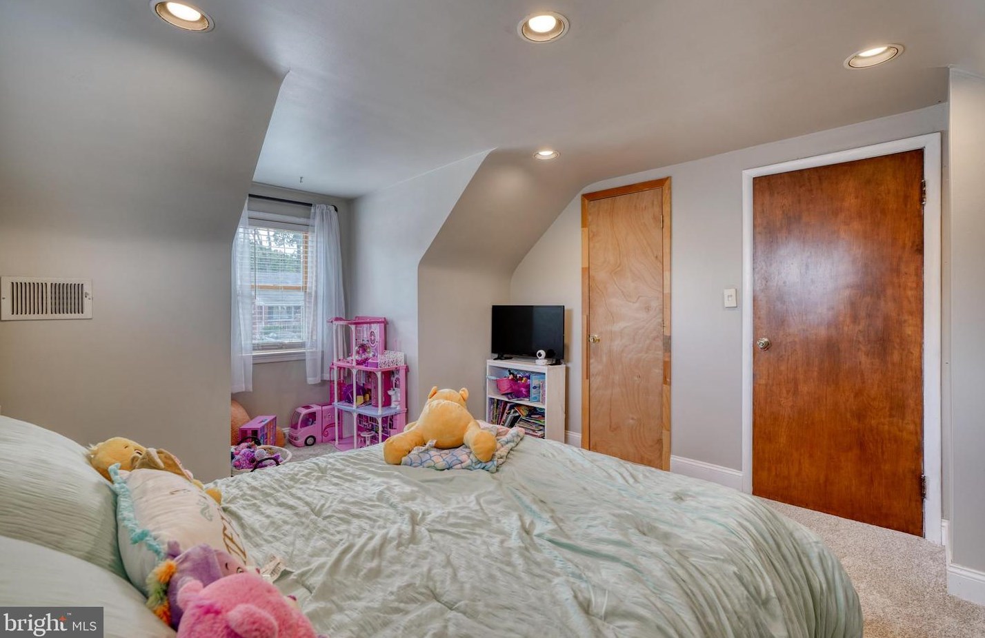 336 Ida Ave, Baltimore MD  21221-4737 exterior