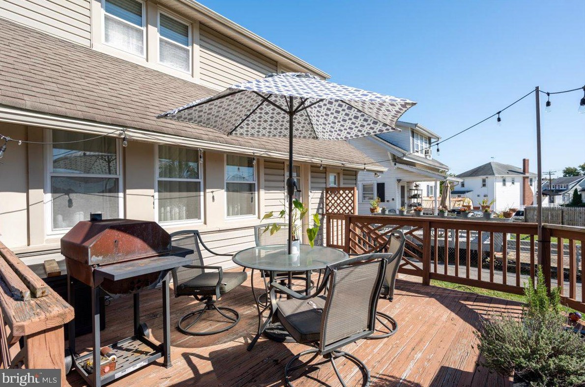 1327 Birch Ave, Baltimore MD  21227-2626 exterior