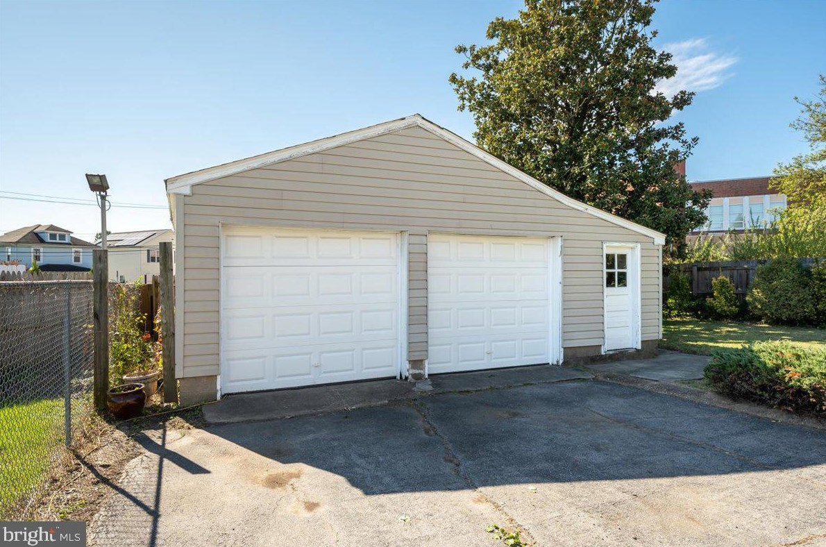 1327 Birch Ave, Baltimore MD  21227-2626 exterior