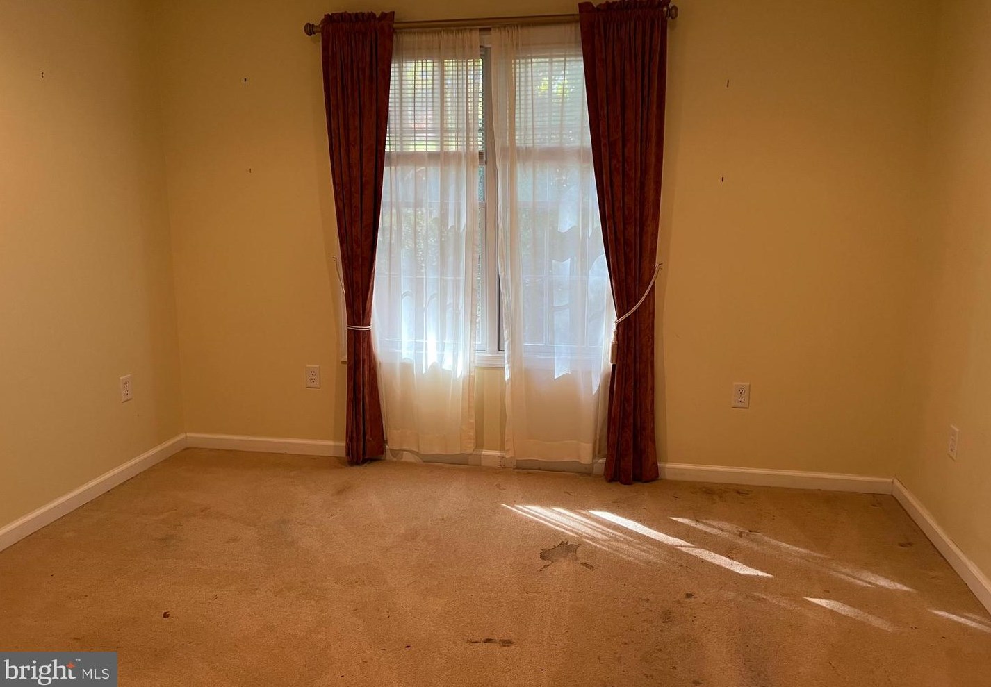 1103 High Country Rd, Baltimore MD 21286-1514 exterior