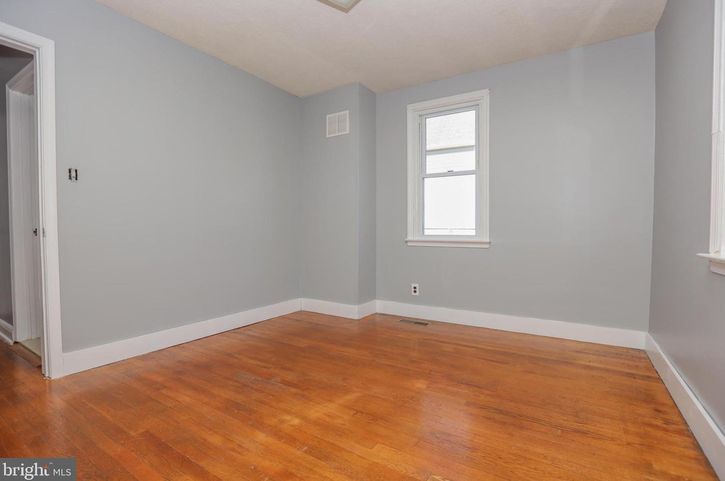 4218 Cardwell Ave, Baltimore MD  21236-4006 exterior