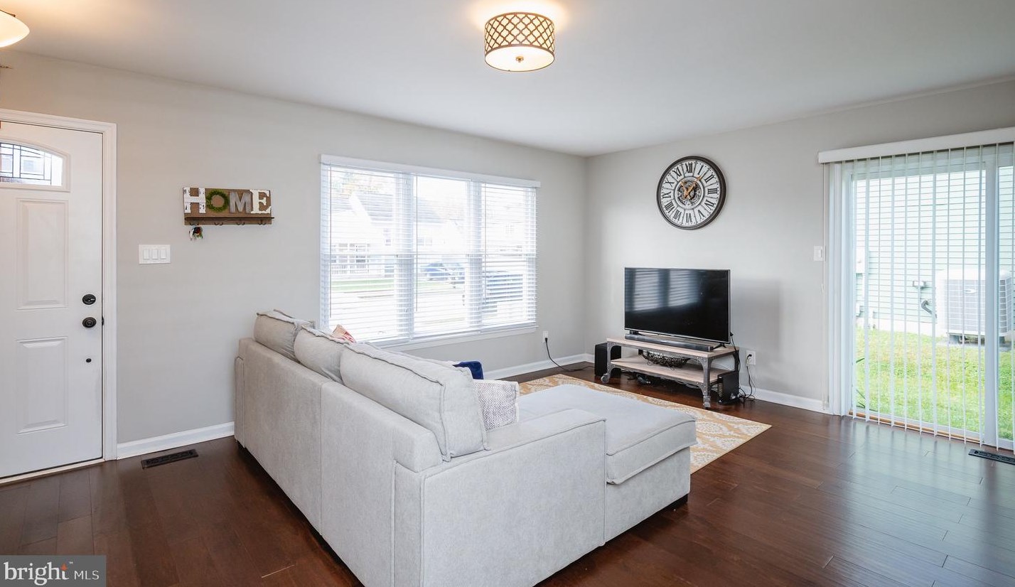 5 Eva Ct, Baltimore MD  21220-1258 exterior