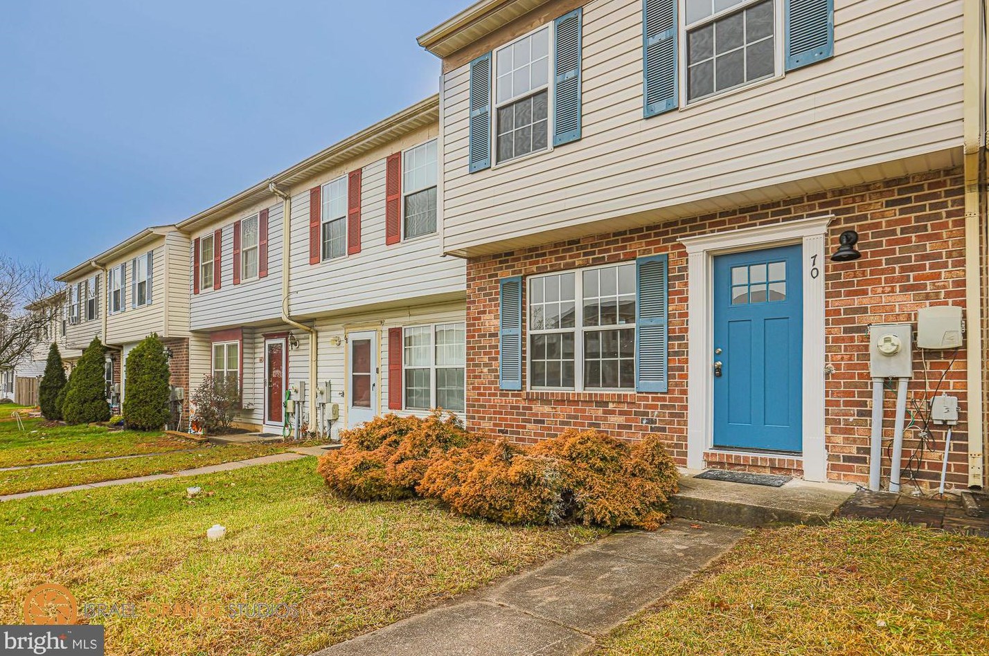 70 Chelmsford Ct, Baltimore MD  21220-3670 exterior