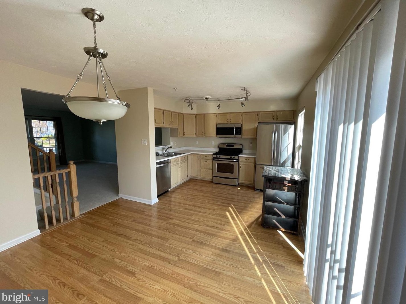 37 Ironwood Cir, Baltimore MD  21209-1760 exterior