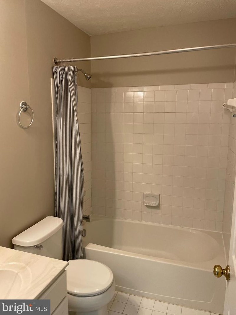 37 Ironwood Cir, Baltimore MD  21209-1760 exterior