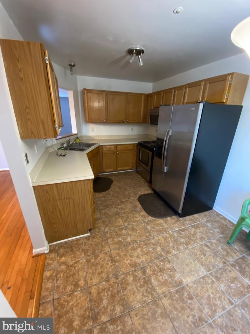 7235 Pahls Farm Way, Baltimore MD  21208-5859 exterior