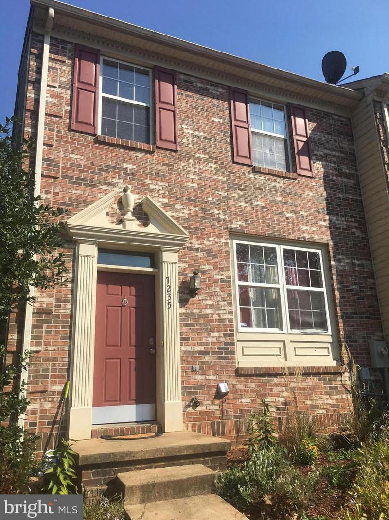 7235 Pahls Farm Way, Baltimore MD  21208-5859 exterior