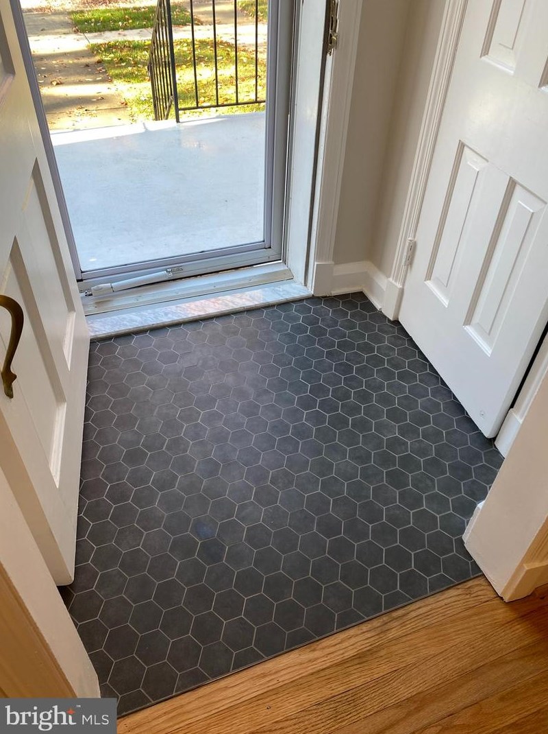 429 Whitfield Rd, Baltimore MD  21228-1809 exterior